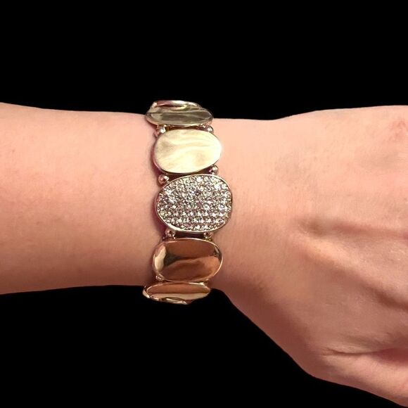 Stephan & CO Rhinestone Gold Tone Stretch Bracelet NWT - Picture 4 of 4